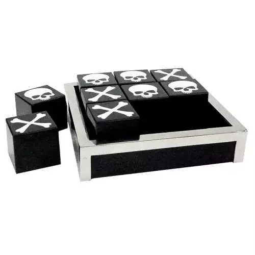 Totenkopf-Tic-Tac-Toe-Spiel 17x17x5,5cm